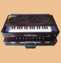 Find One of the Top Harmonium Manufacturers in USA